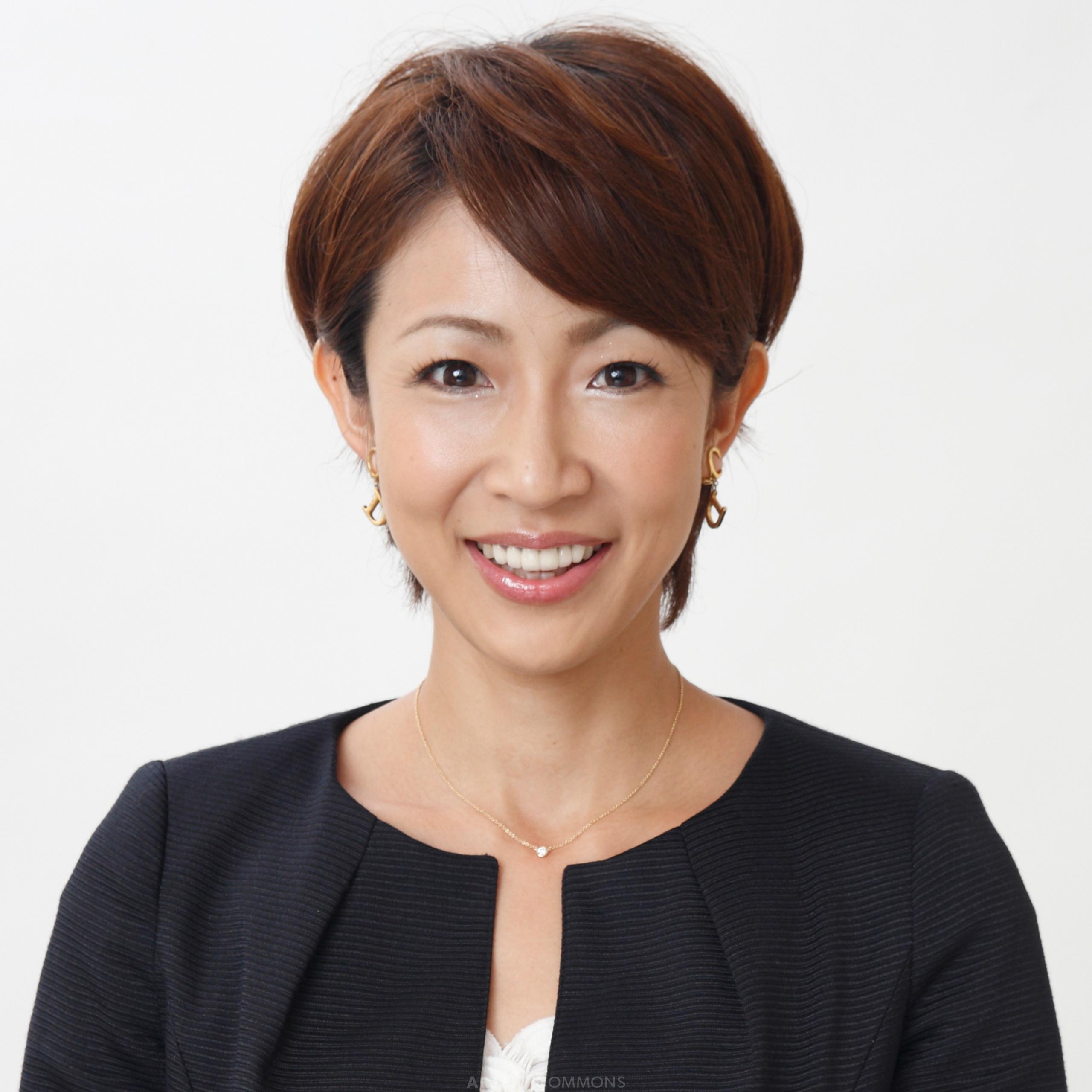 小寺 右 子